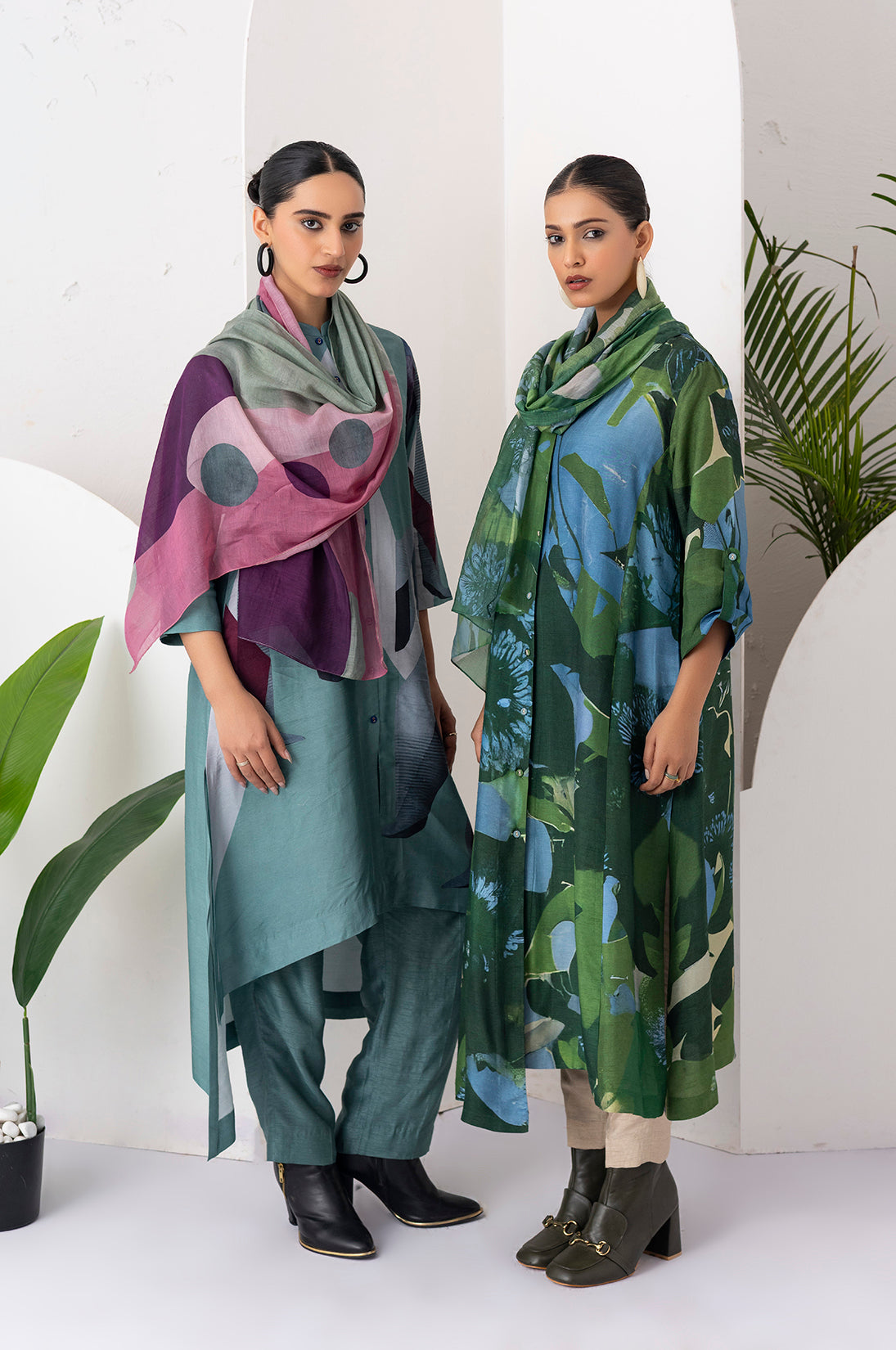 Salmon Pink & Wine Thin Chanderi Printed Stole (1 PC)