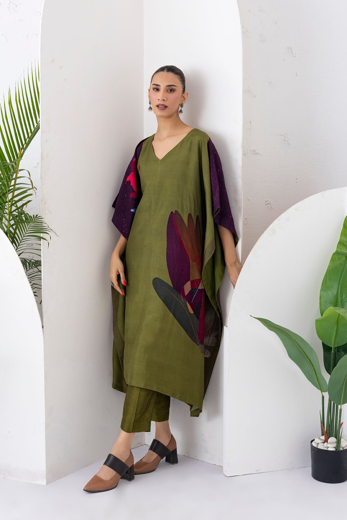 Leaf Green Viscose Dupion Printed Kaftan (1 PC)