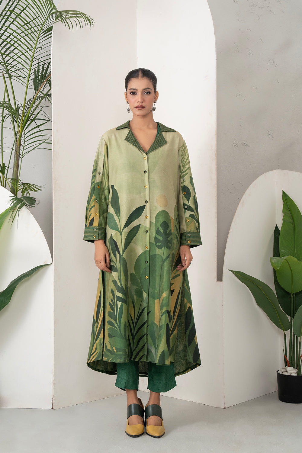 Shades Of Green Silk Chanderi Lush Jungle Printed Dress (1 PC)