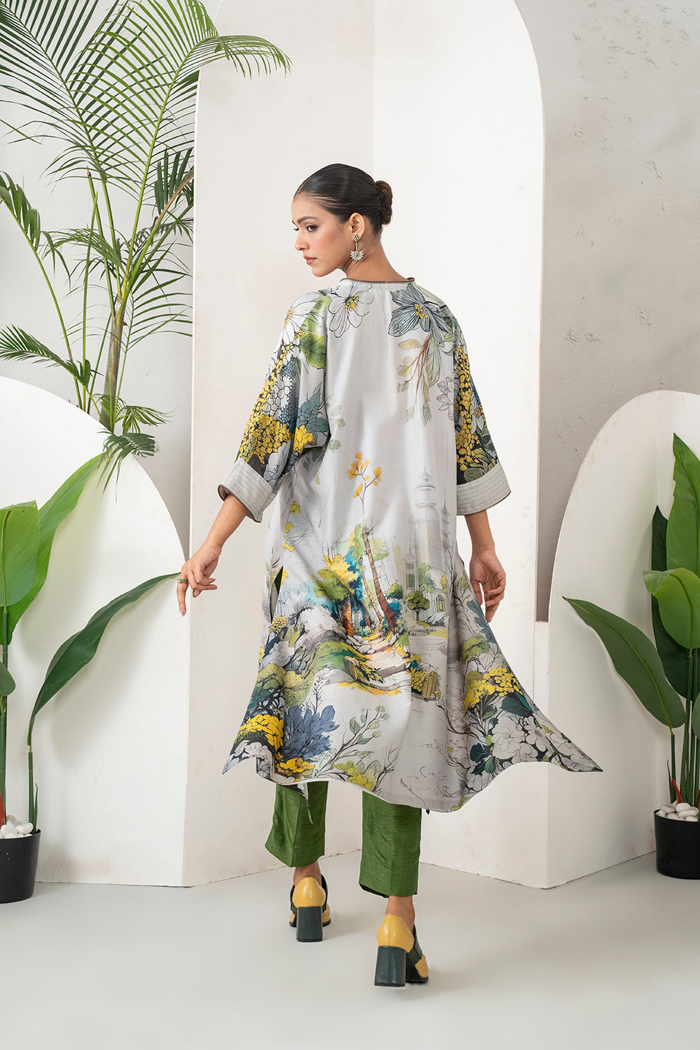 Grey Silk Chanderi Painterly Landscape Printed Zippered Dress (1 PC)