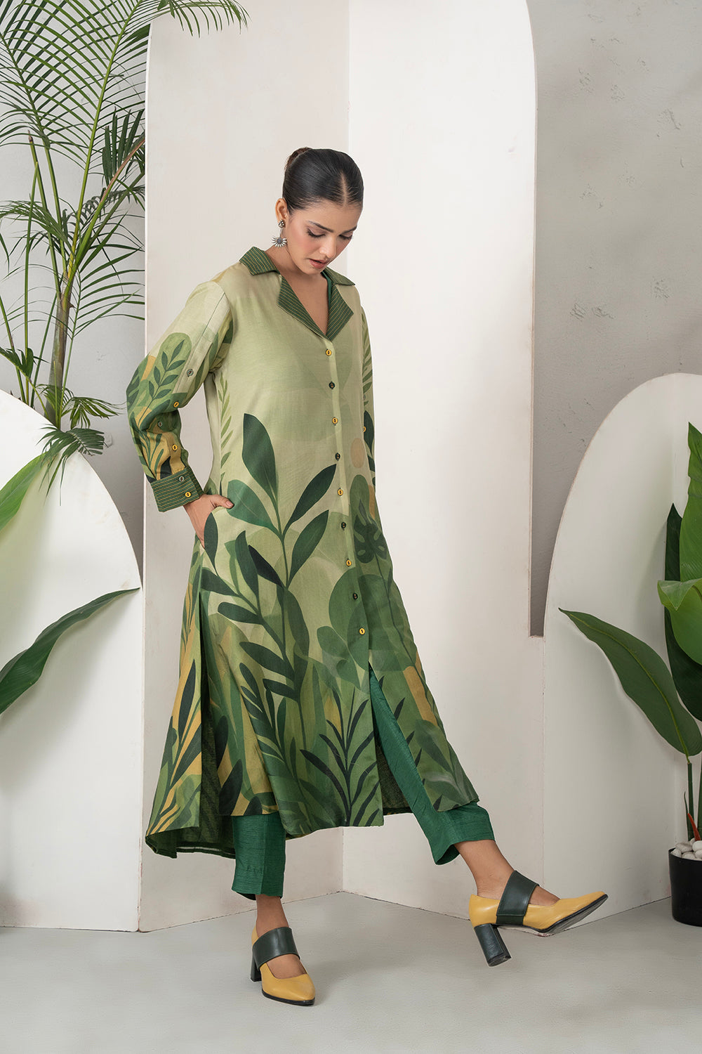 Shades Of Green Silk Chanderi Lush Jungle Printed Dress (1 PC)